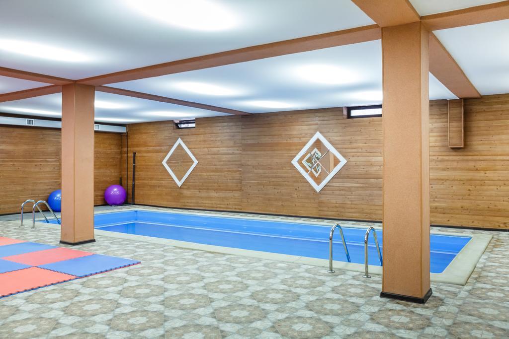 Guest House Chalet Taraz Exteriér fotografie