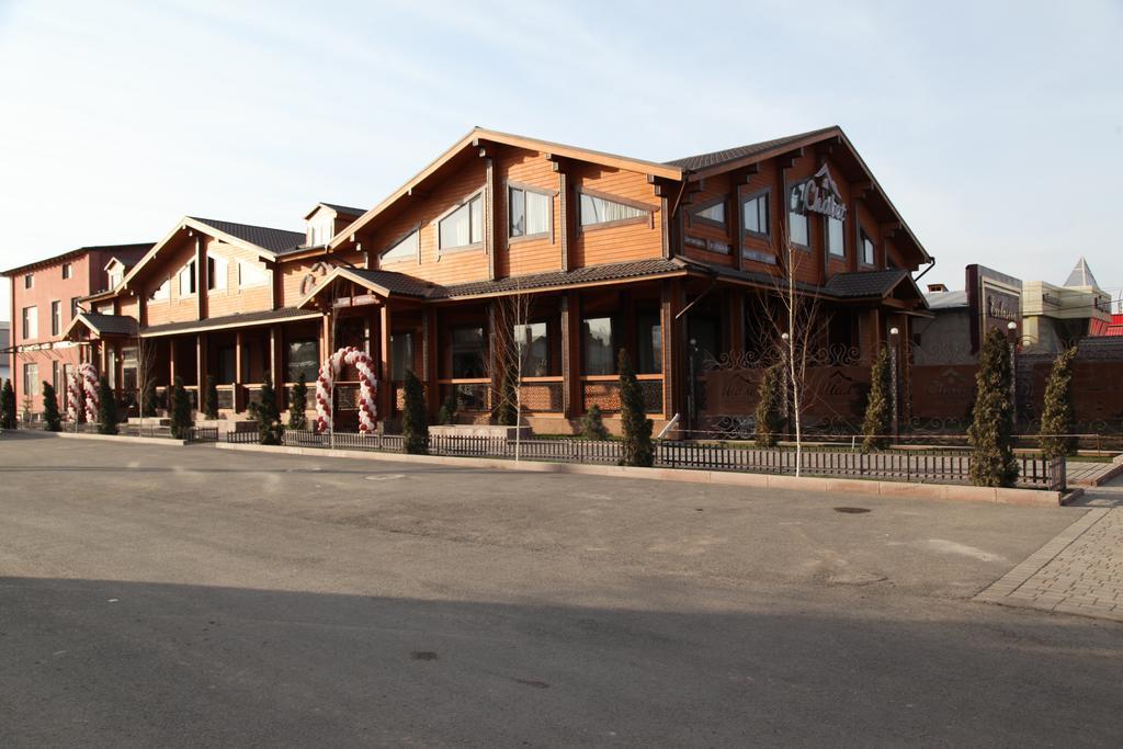Guest House Chalet Taraz Exteriér fotografie